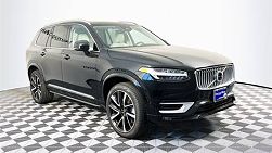 2023 Volvo XC90 B6 Plus 