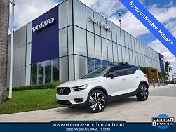 2021 Volvo XC40 T4 R-Design 