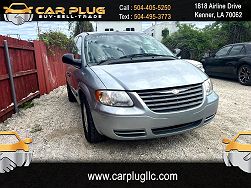 2006 Chrysler Town & Country Base 