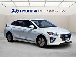 2022 Hyundai Ioniq SE 