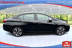 2022 Nissan Versa SR 