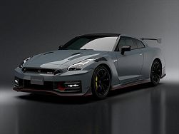 2024 Nissan GT-R Premium 