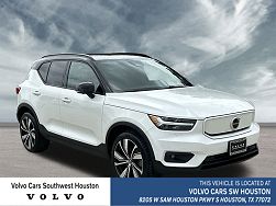 2021 Volvo XC40 P8 R-Design 