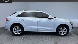 2019 Audi Q8 Premium 