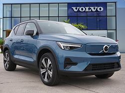 2023 Volvo XC40 P8 Core 