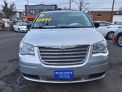 2010 Chrysler Town & Country LX 