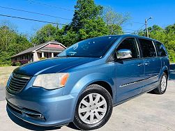 2011 Chrysler Town & Country Touring L