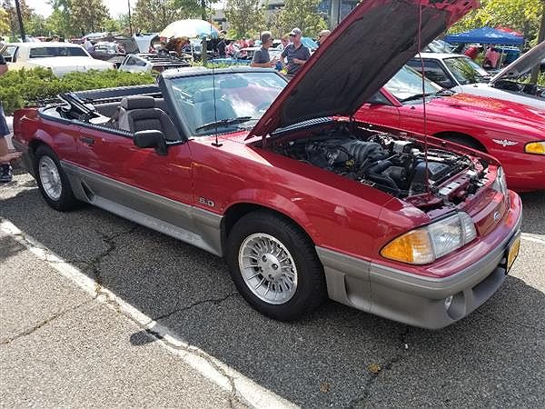 1990 Ford Mustang  