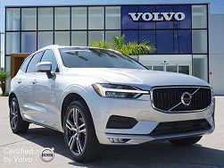 2021 Volvo XC60 T5 Momentum 